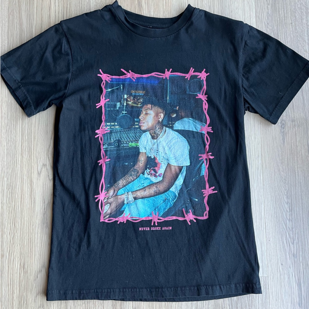 NBA YoungBoy Never Broke Again t-shirt Studio Picture tshirt Size Small